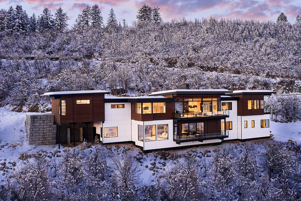 Mountain Side Residence
