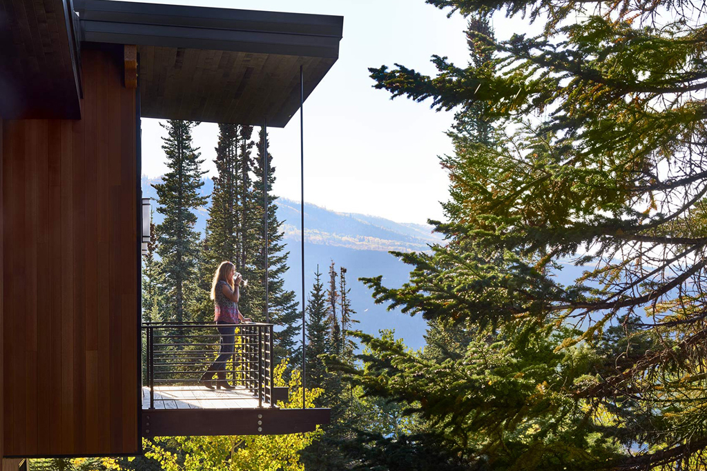 Ridge Residence
